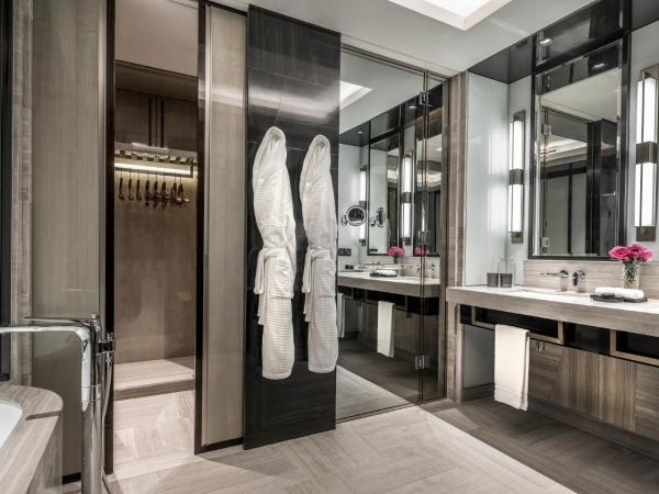 Four Seasons Hotel Kuala Lumpur : photo 4 de la chambre chambre double – vue sur ville