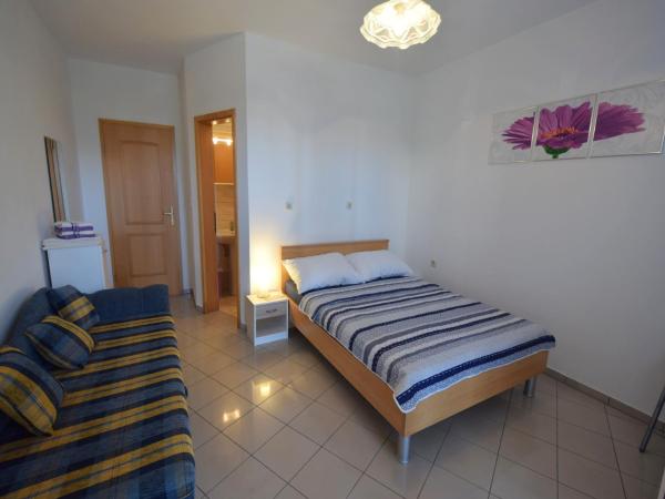 Apartments & Room Matic : photo 7 de la chambre chambre double avec terrasse