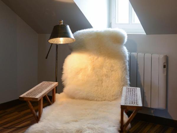 Chambres Houdaille : photo 1 de la chambre chambre double confort - vue sur port - 3ème Étage