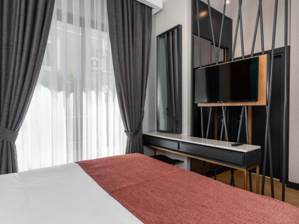 Nox Suite : photo 6 de la chambre suite - vue sur piscine