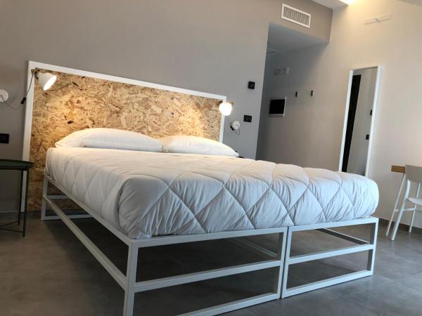 Residence Hotel Moderno : photo 6 de la chambre chambre double supérieure mansardée