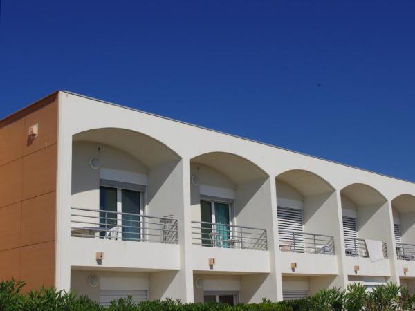 Les Stoechades : photo 3 de la chambre studio - vue sur mer