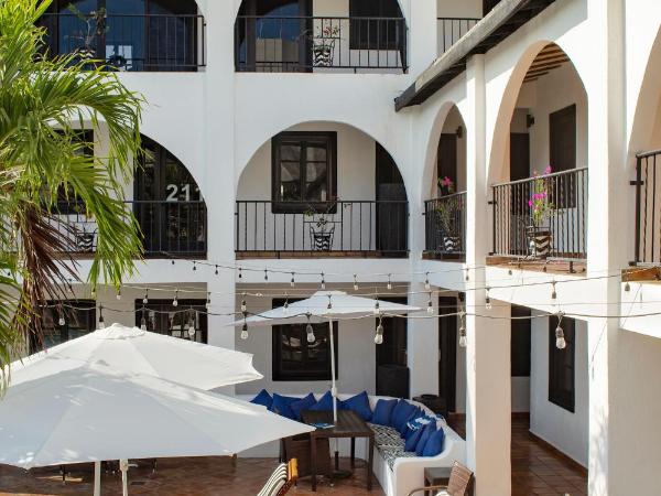 La Marina Inn : photo 4 de la chambre chambre double avec balcon