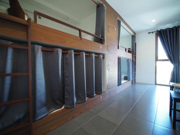 WEE HOSTEL : photo 1 de la chambre dortoir mixte de 4 lits