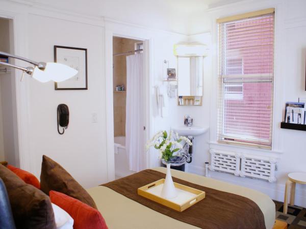 The Mosser Hotel : photo 10 de la chambre chambre double avec salle de bains commune