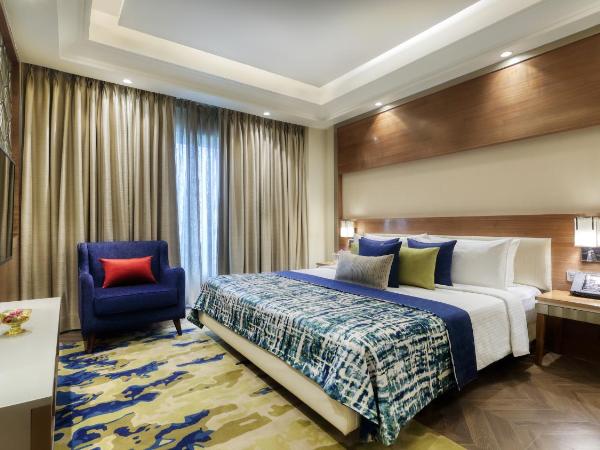 Ramada Gurgaon Central : photo 3 de la chambre executive suite with happy hours (1+1 ;only applicable for imfl not all the brand at the bar) and 20% discount on f&b