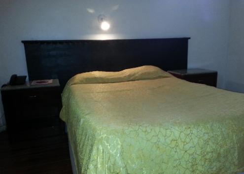 Hotel Isis : photo 3 de la chambre chambre double standard