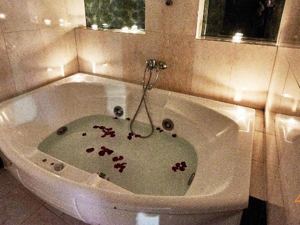 Atlantic Hotel : photo 3 de la chambre suite avec jacuzzi