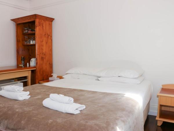 Glasgow Arms Hotel Ultimo : photo 3 de la chambre studio avec lit queen-size et balcon