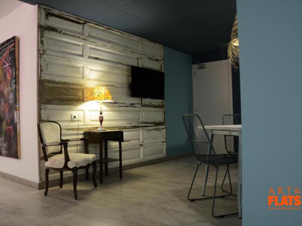 Art&Flats Hostel : photo 9 de la chambre chambre triple avec salle de bains commune