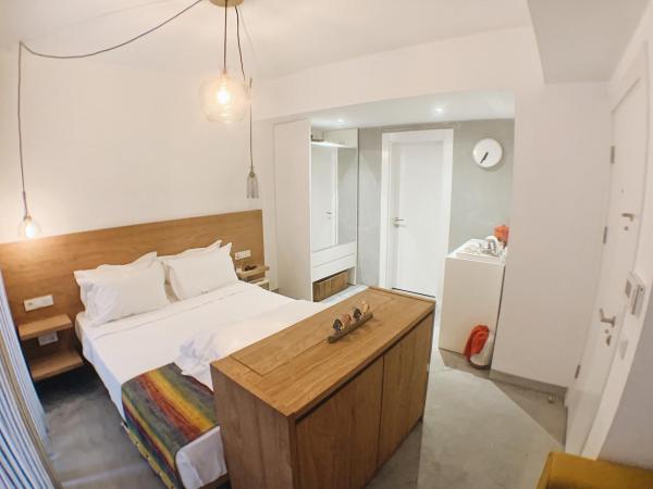 Bono Hotel Old Town : photo 3 de la chambre chambre double avec balcon