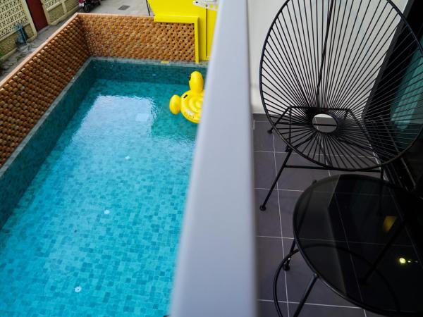 Sleep Mai Thapae Chiang Mai Old City Lifestyle Hotel - SHA Plus : photo 2 de la chambre chambre double avec balcon