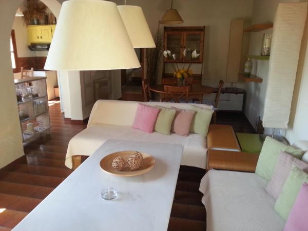 Studios & Suites Rania : photo 1 de la chambre appartement 2 chambres