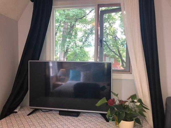 The Sunshine House-Free Parking : photo 7 de la chambre two-bedroom for families with private bathroom