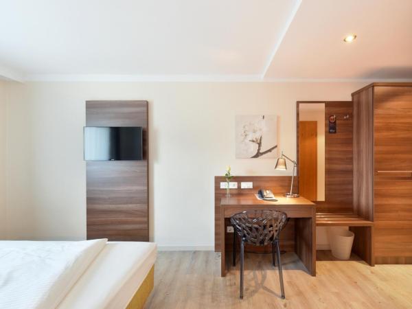 Hotel Säntis : photo 2 de la chambre chambre simple affaires