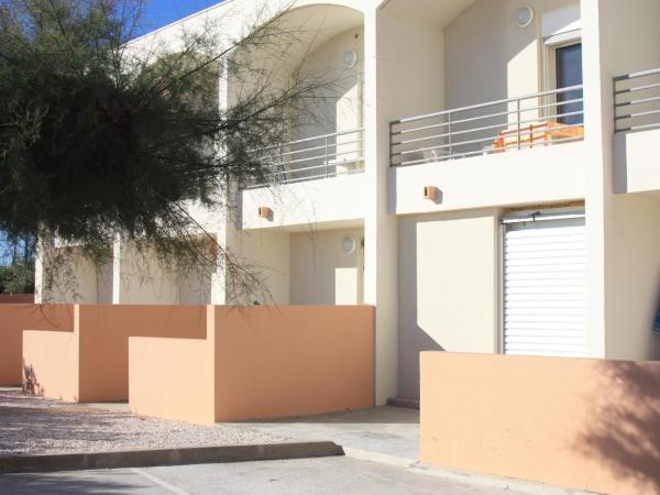 Les Stoechades : photo 8 de la chambre studio - rez-de-chaussée