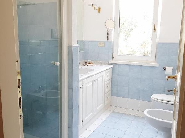 Villa Luce B&B : photo 4 de la chambre suite junior avec terrasse