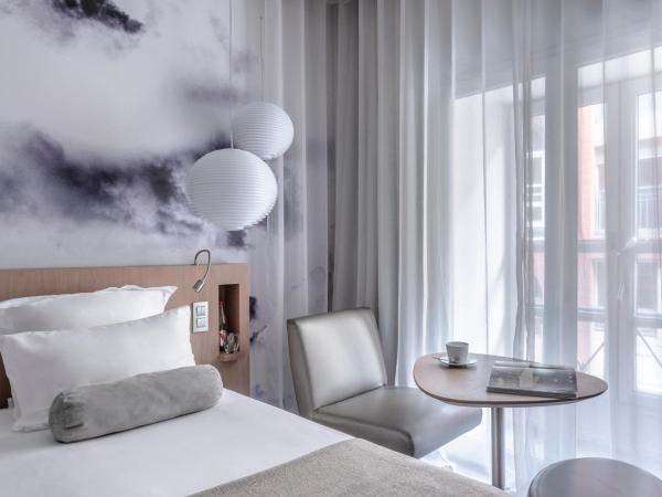 Le Grand Balcon Hotel : photo 1 de la chambre chambre double supérieure