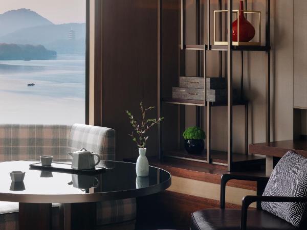 Grand Hyatt Hangzhou : photo 2 de la chambre chambre lits jumeaux - vue sur lac