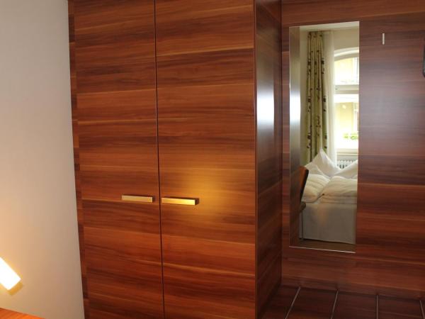 Hotel am Viktualienmarkt : photo 9 de la chambre chambre quadruple