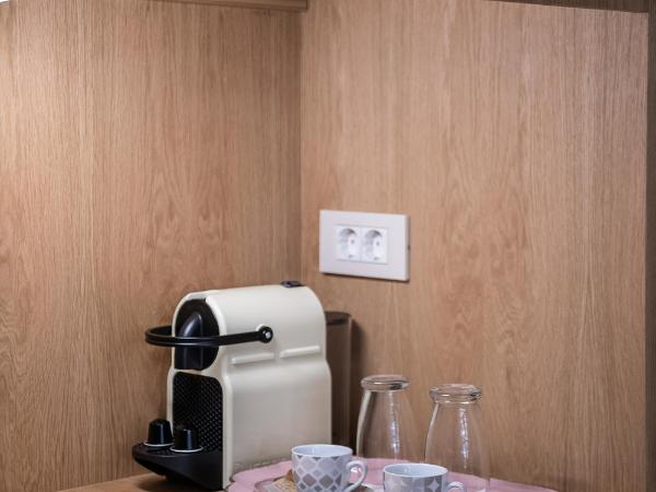 Viaggio Elegant Rooms : photo 10 de la chambre chambre double deluxe avec balcon