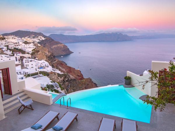 Aloia Villas : photo 2 de la chambre villa 2 chambres avec piscine à débordement - vue sur caldeira