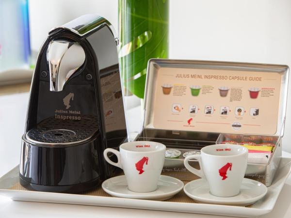 The Delaney Hotel : photo 9 de la chambre suite lit king-size deluxe chic