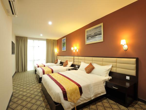 Hallmark Regency Hotel - Johor Bahru : photo 1 de la chambre chambre familiale