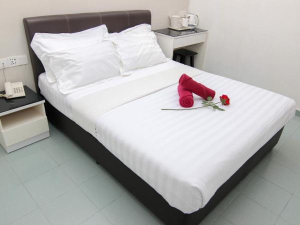Rose Cottage Hotel Taman Johor Jaya : photo 2 de la chambre chambre double deluxe