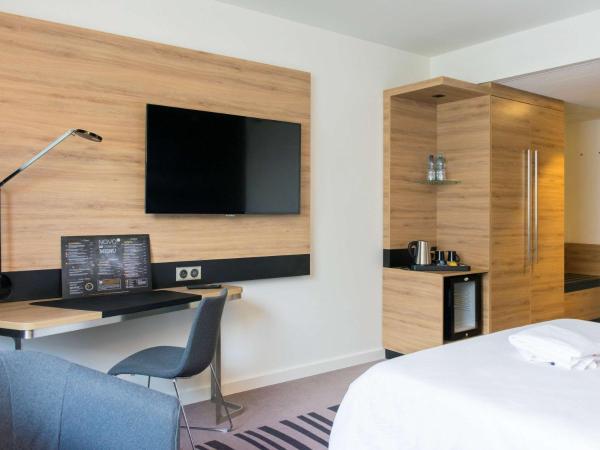 Novotel Szczecin Centrum : photo 1 de la chambre chambre double standard avec canapé