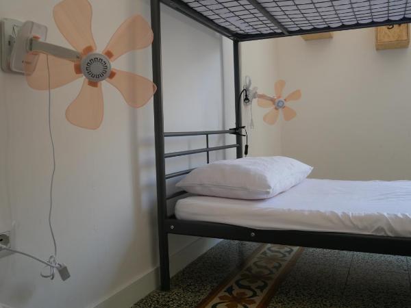 Urban Oasis Hostel : photo 3 de la chambre lit dans dortoir mixte de 4 lits