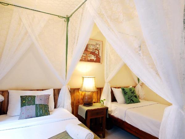 Changmoi House (Little Village) : photo 7 de la chambre chambre lits jumeaux supérieure avec terrasse