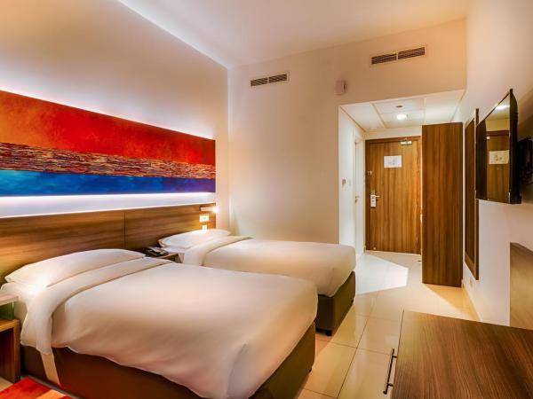 Citymax Hotel Al Barsha at the Mall : photo 1 de la chambre  chambre lits jumeaux avec 20 % de réduction sur nourriture et boissons