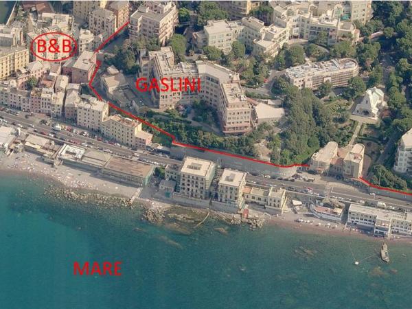 B&B Gaslini & Mare (anche con uso cucina) : photo 2 de la chambre chambre familiale avec salle de bains privative