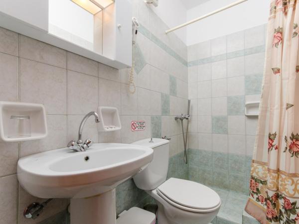 Antonia Studios : photo 4 de la chambre studio - demi sous-sol