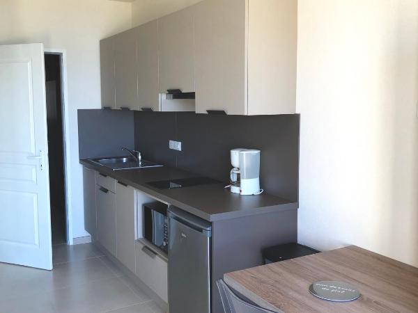 Hôtel et Résidence Ta Kladia - Omigna : photo 4 de la chambre appartement 1 chambre