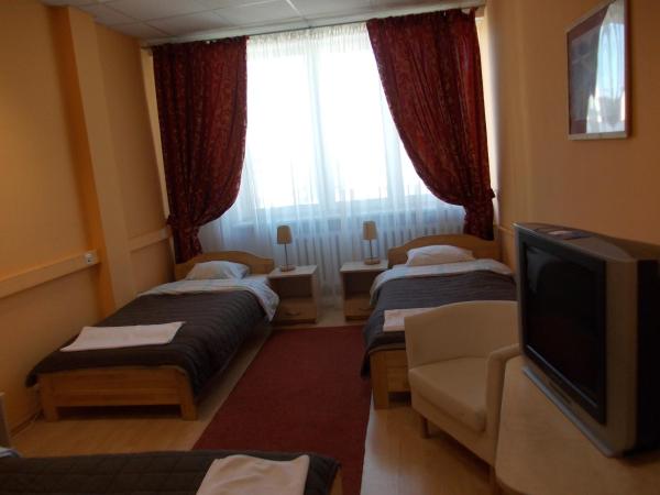 SCSK Żurawia : photo 4 de la chambre chambre triple