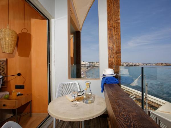 Palmera Beach Hotel & Spa - Adults Only : photo 4 de la chambre chambre supérieure - vue sur mer
