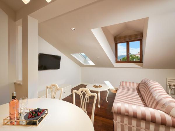 Piazza Heritage Hotel : photo 2 de la chambre studio deluxe