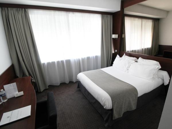 Hotel des Tonneliers : photo 3 de la chambre chambre double avec douche