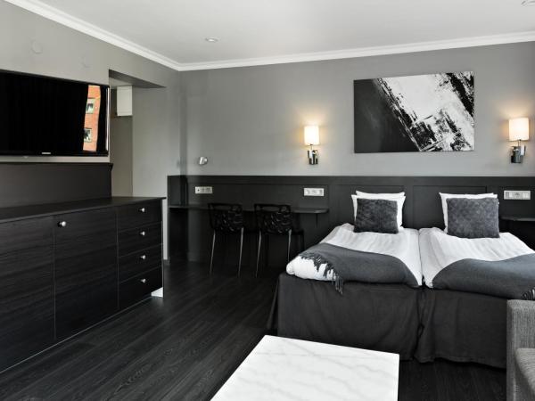 Hotel Allén - Sure Hotel by Best Western Allen : photo 1 de la chambre chambre familiale