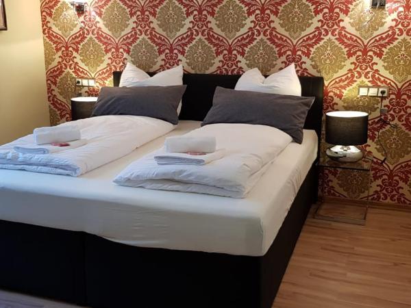 Hotel-Villa Lalee : photo 8 de la chambre chambre double ou lits jumeaux