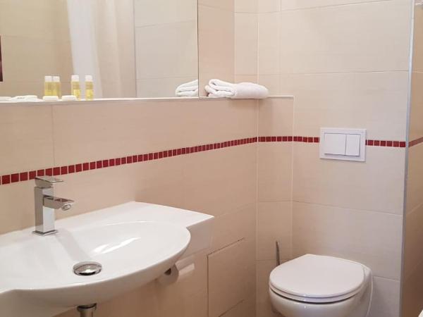 Hotel-Villa Lalee : photo 5 de la chambre suite familiale