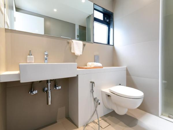 Centro : photo 2 de la chambre grande chambre lit king-size