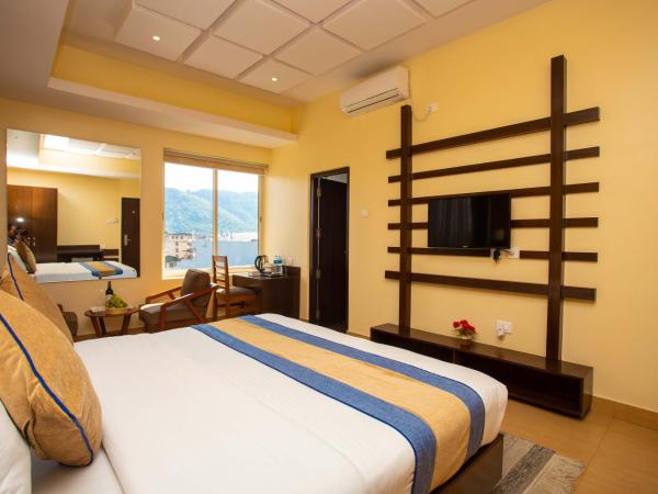 Hotel Lake Paradise : photo 7 de la chambre chambre double deluxe