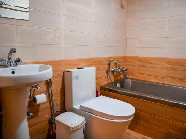 Nepal Pavilion Inn : photo 9 de la chambre suite familiale