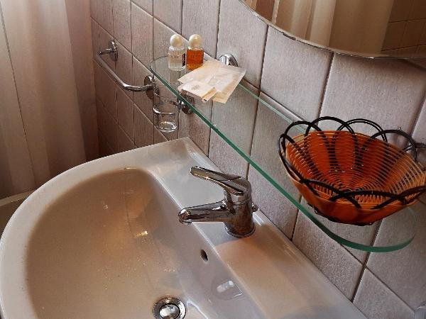 Chiostro Delle Cererie : photo 3 de la chambre chambre simple