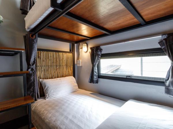 Hostel One Art and Gallery : photo 9 de la chambre lit superposé dans dortoir mixte