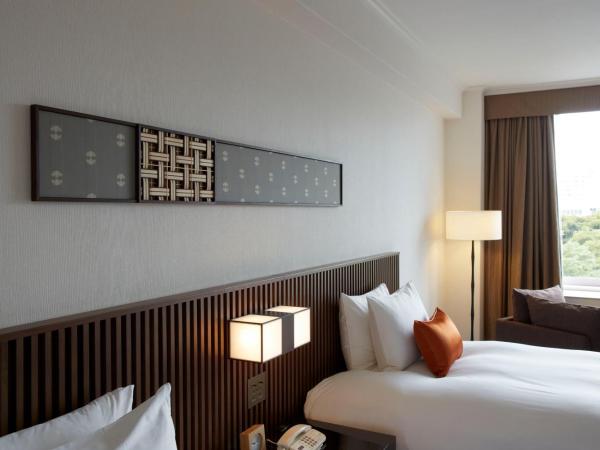 The Prince Sakura Tower Tokyo, Autograph Collection : photo 5 de la chambre chambre lits jumeaux deluxe (non-fumeurs) - vue sur tour de tokyo + accès au sauna - côté tour