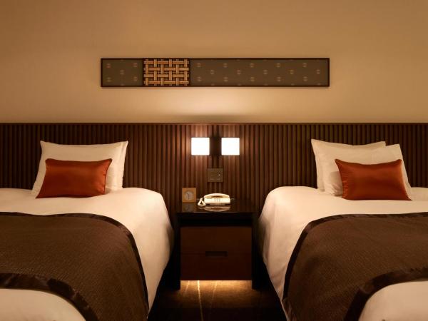 The Prince Sakura Tower Tokyo, Autograph Collection : photo 4 de la chambre chambre lits jumeaux deluxe (non-fumeurs) - vue sur tour de tokyo + accès au sauna - côté tour